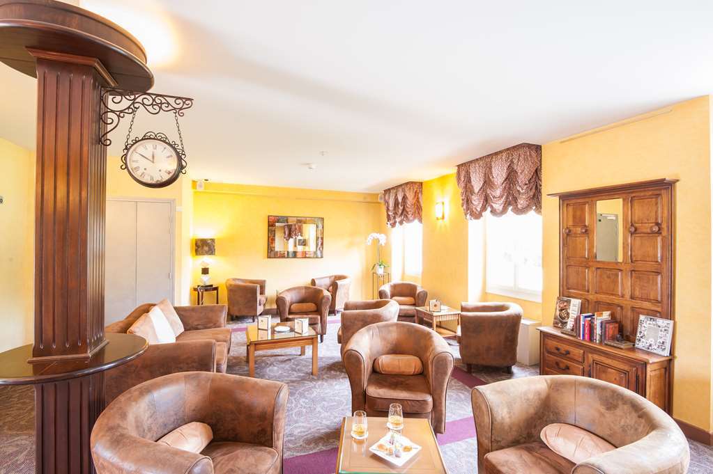Hotel Logis Domaine De Valaudran Salbris Interior foto